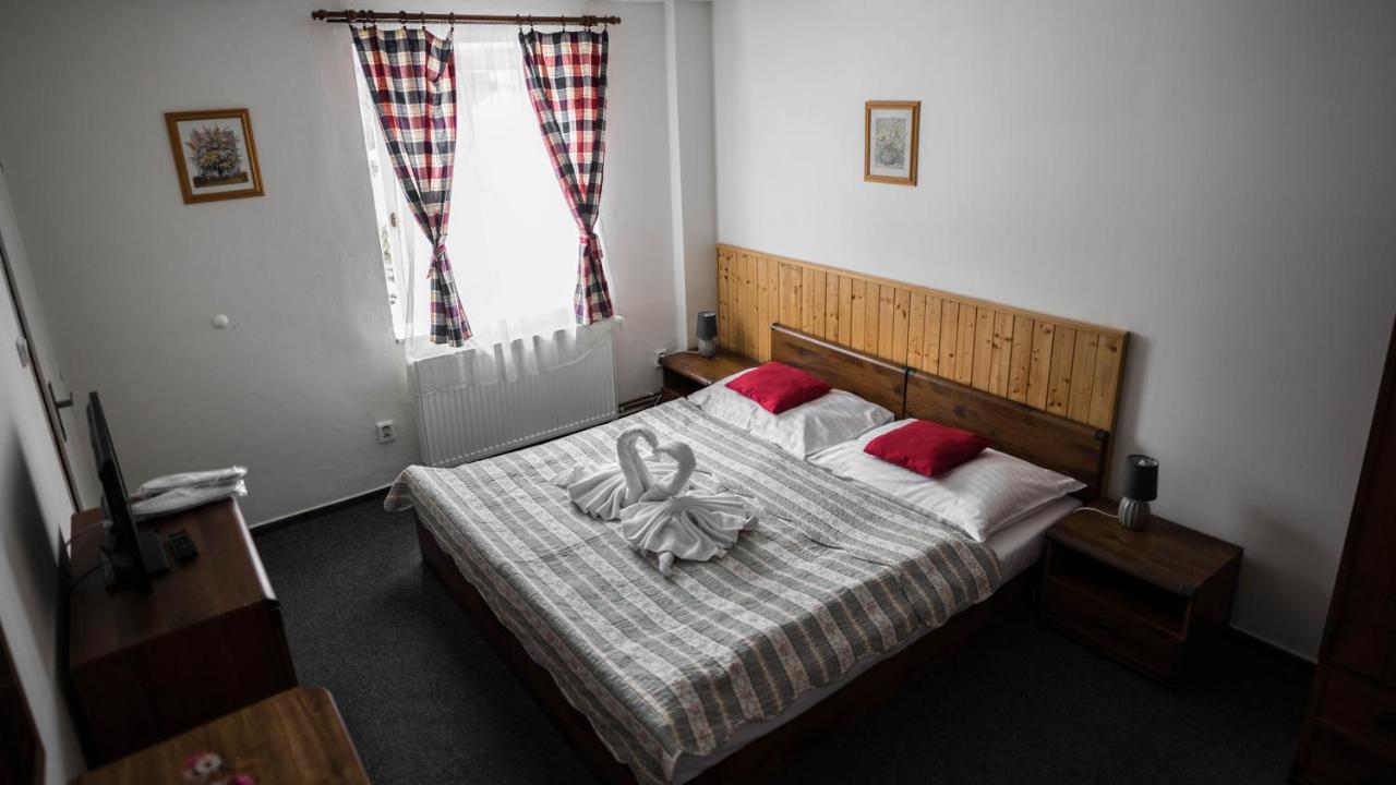 Hotel Atlas Pec pod Snezkou Exterior photo